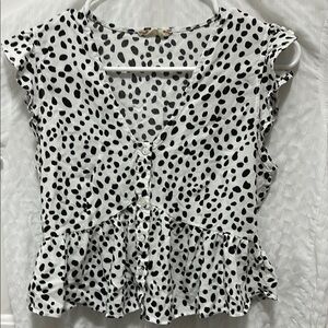 Altar'd State Black and White Blouse Elegant Top